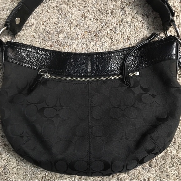 Coach Black Signature Purse - Picture 4 of 13
